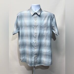 🛍️VAN HEUSEN Blue and gray plaid short sleeve button‎ down size L.
